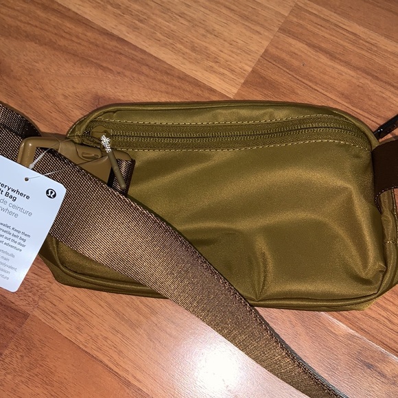 NWT Lululemon Athletica Everywhere Belt Bag Burnt Caramel - Picture 10 of 10